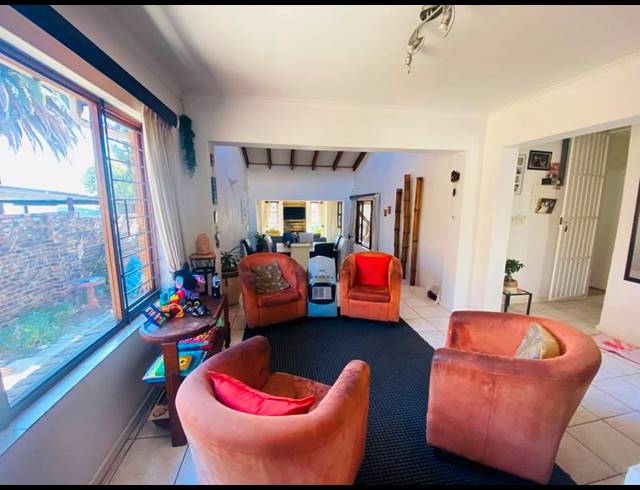 4 BEDROOM HOUSE FOR SALE IN VORNA VALLEY